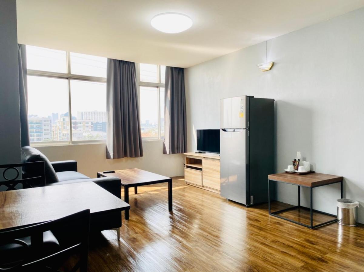 City Residence Бангкок Экстерьер фото